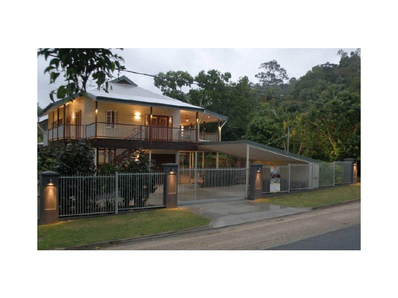 533 McCormack Street, Edge Hill QLD 4870