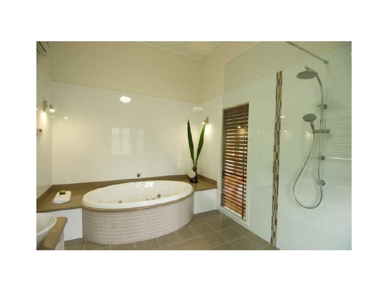 533 McCormack Street, Edge Hill QLD 4870