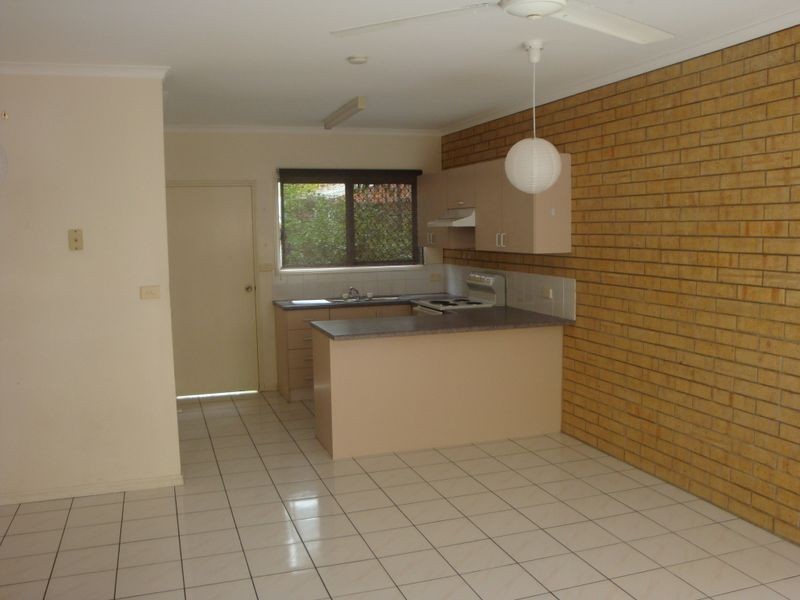 Manoora QLD 4870