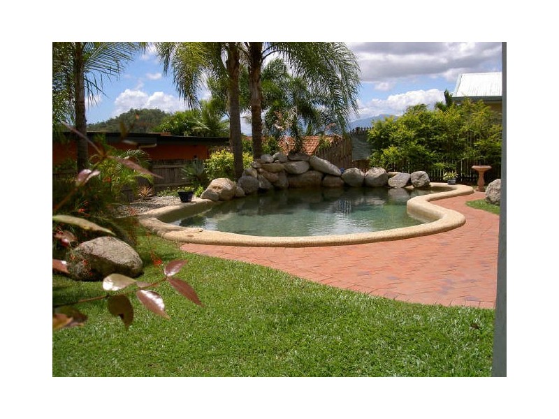 14 Greenock Way, Park Ridge QLD 4125