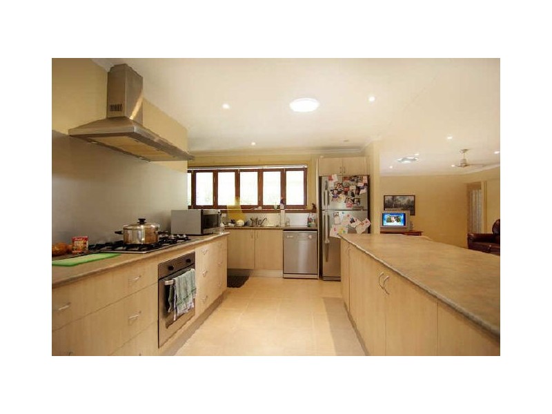 4 Dawson Street, Bramston Beach QLD 4871