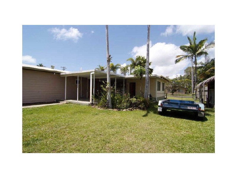 4 Dawson Street, Bramston Beach QLD 4871