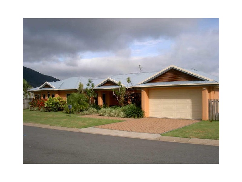 32 Chapel Close, Brinsmead QLD 4870