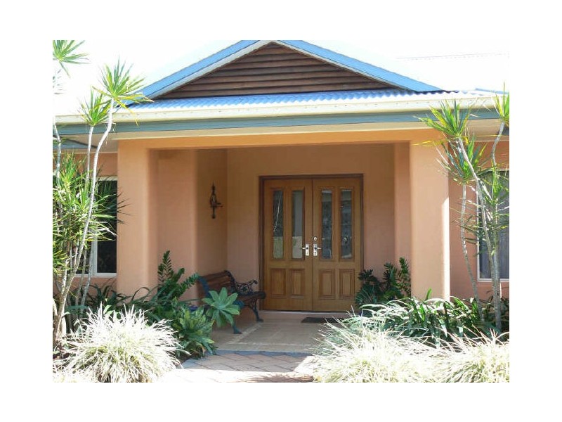 32 Chapel Close, Brinsmead QLD 4870