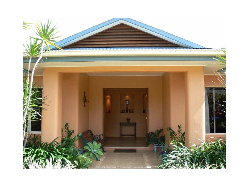 32 Chapel Close, Brinsmead QLD 4870