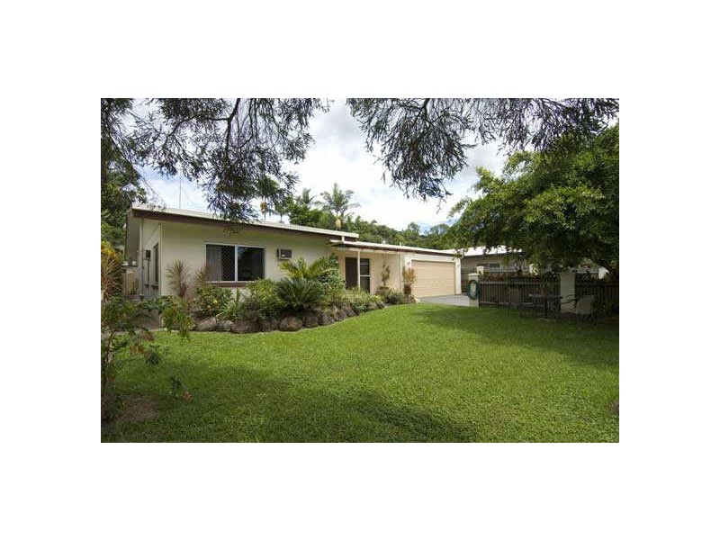 5 York Street, Whitfield QLD 4870