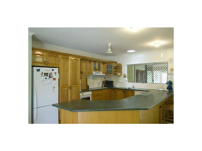 5 York Street, Whitfield QLD 4870