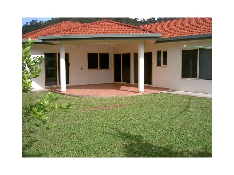 31 Taringa Street, Brinsmead QLD 4870