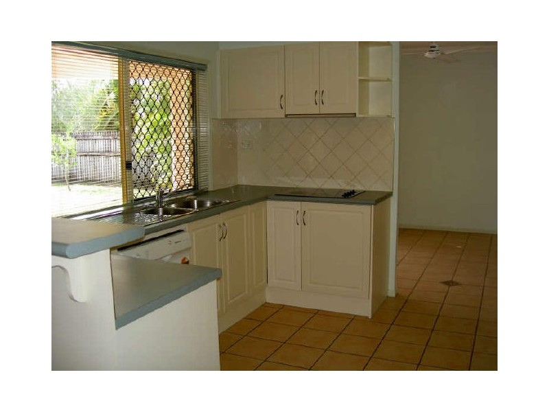 31 Taringa Street, Brinsmead QLD 4870