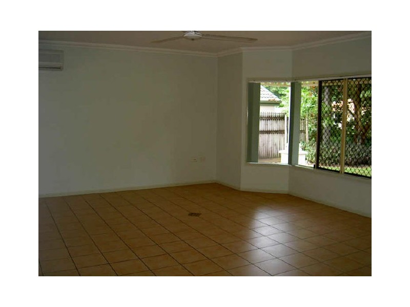 31 Taringa Street, Brinsmead QLD 4870