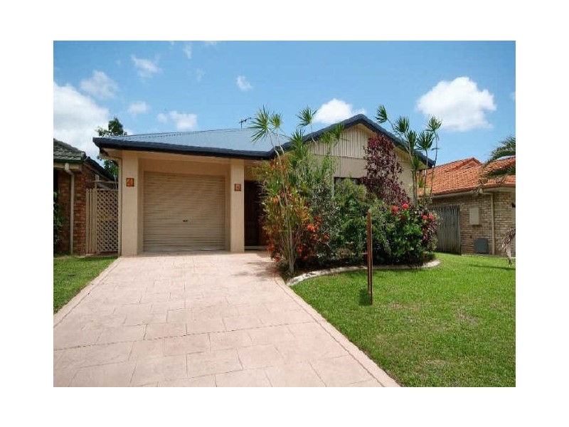 4 Opaline Close, Brinsmead QLD 4870