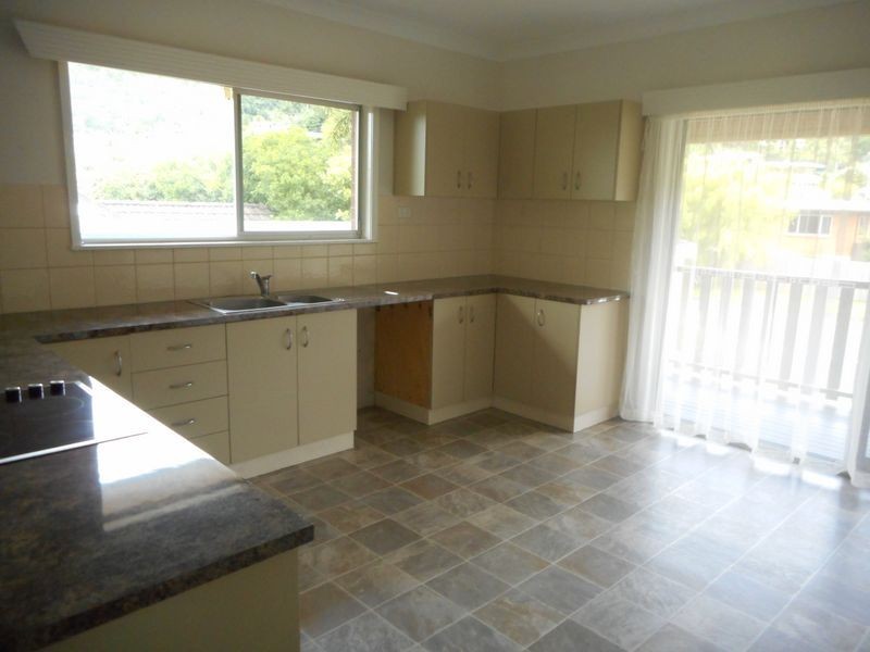 108 Sydney Street, Bayview Heights QLD 4868