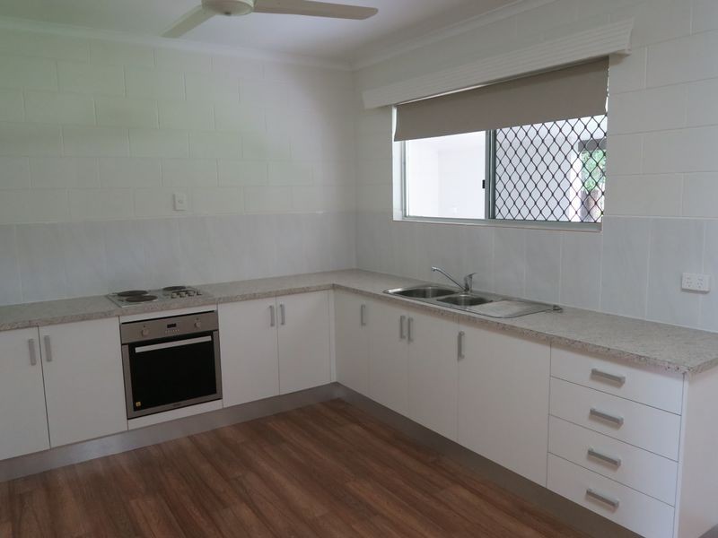 72 Boden St., Edge Hill QLD 4870