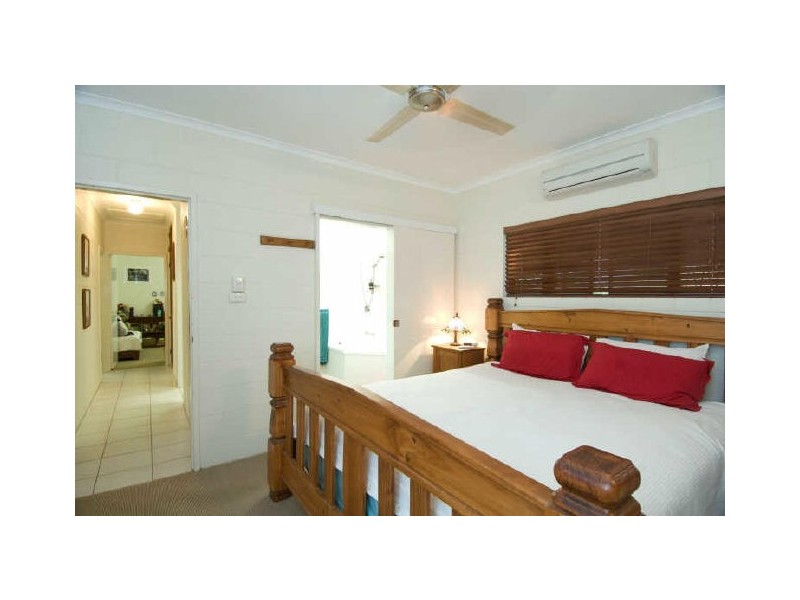 3 Coleus Court, Mooroobool QLD 4870