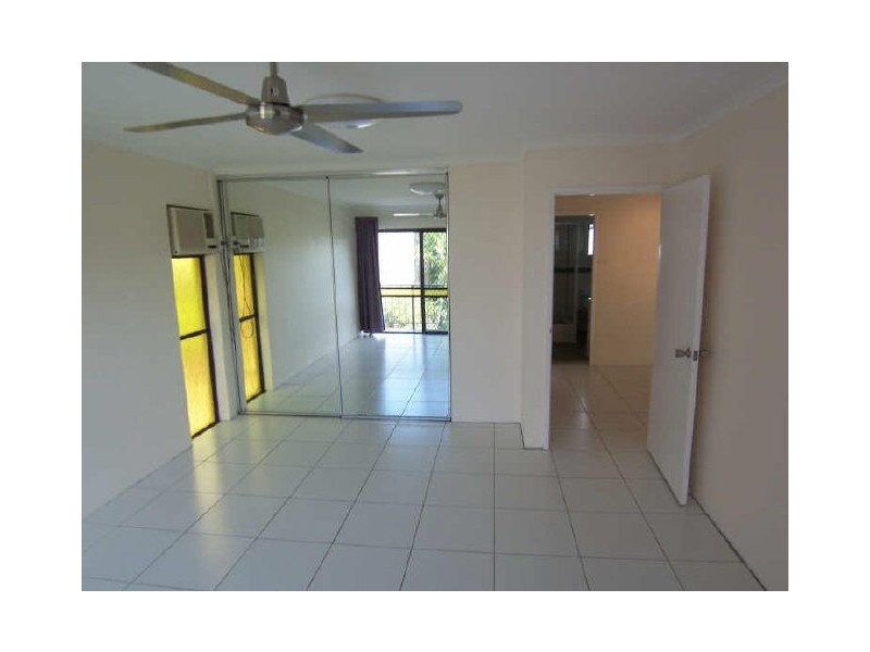 9/58 Mazlin Close, Edge Hill QLD 4870