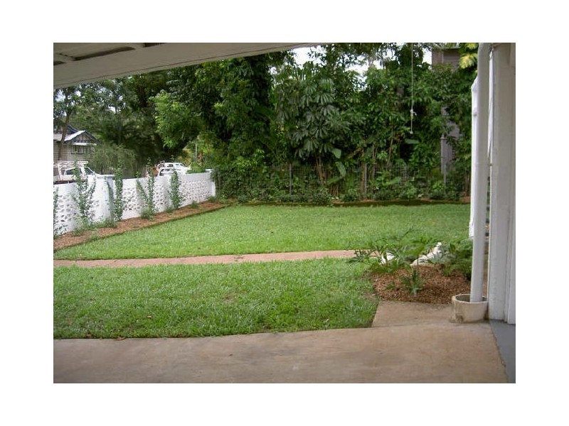 28 Hall Street, Edge Hill QLD 4870