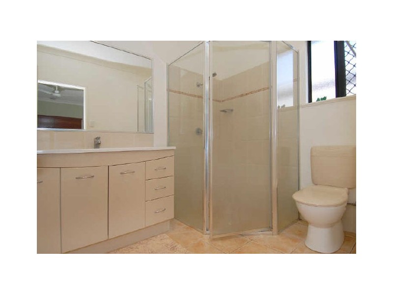 13 Messina Close, Kanimbla QLD 4870