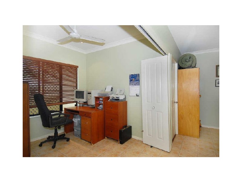 13 Messina Close, Kanimbla QLD 4870