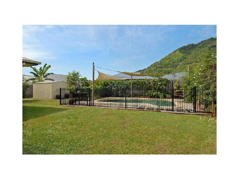 13 Messina Close, Kanimbla QLD 4870