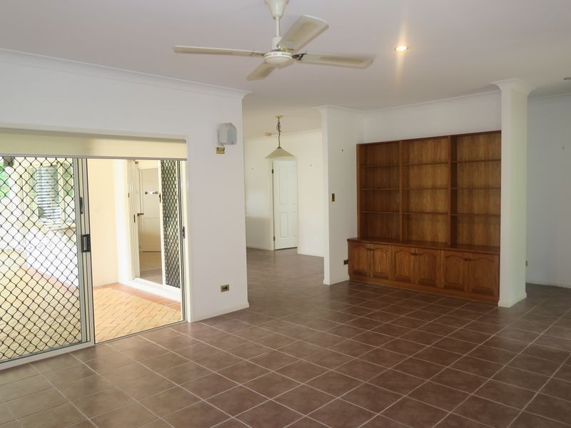 13 Stream Avenue ‘Paradise Palms’, Kewarra Beach QLD 4879