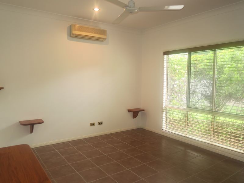 13 Stream Avenue ‘Paradise Palms’, Kewarra Beach QLD 4879