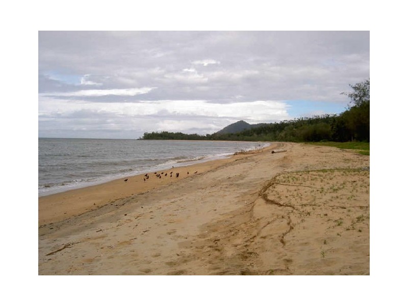 42 Evans Road, Bramston Beach QLD 4871