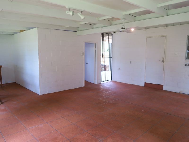 19 Hudson Street, Whitfield QLD 4870