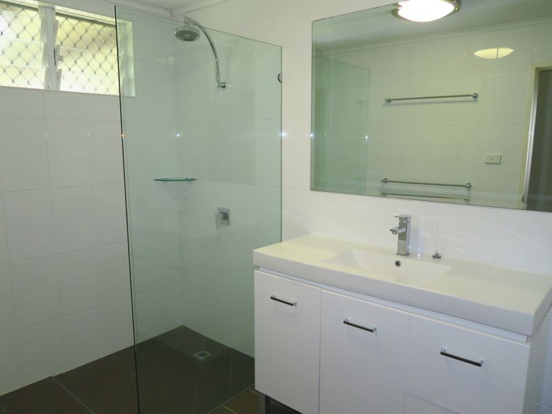 19 Hudson Street, Whitfield QLD 4870
