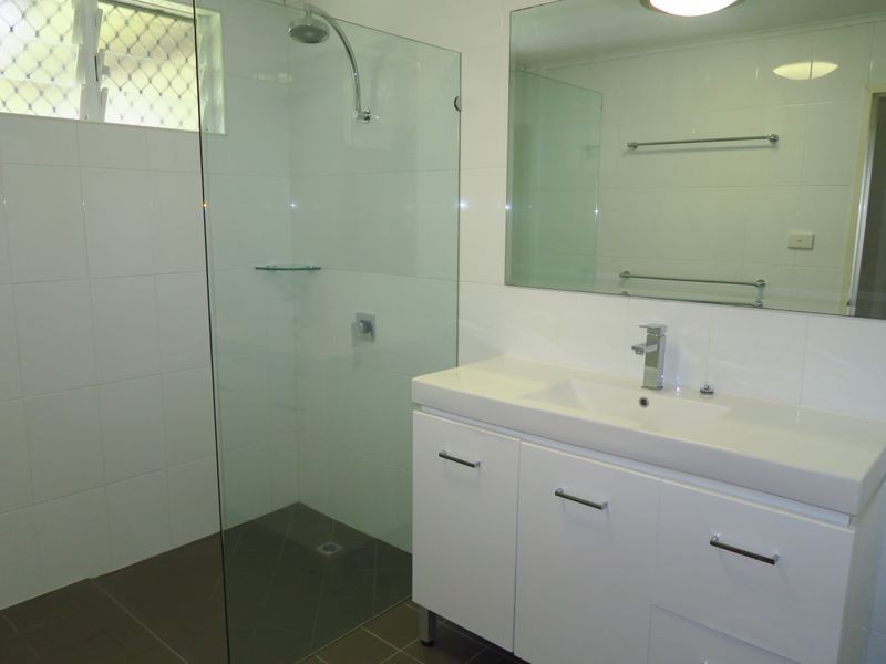 19 Hudson Street, Whitfield QLD 4870