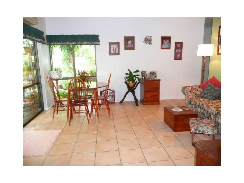 35 Hobson Drive, Brinsmead QLD 4870