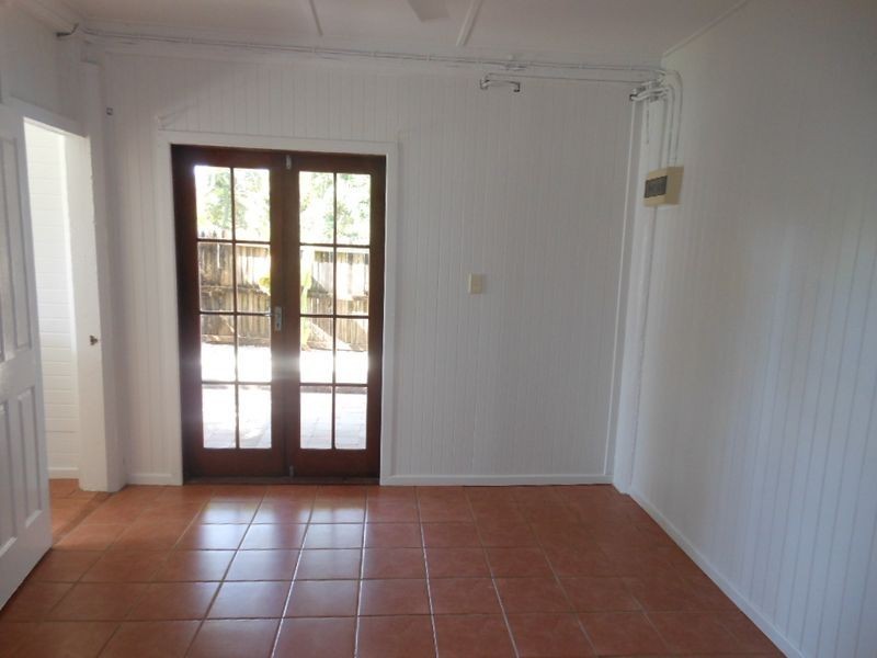 4/5 Mitchell Street, Machans Beach QLD 4878