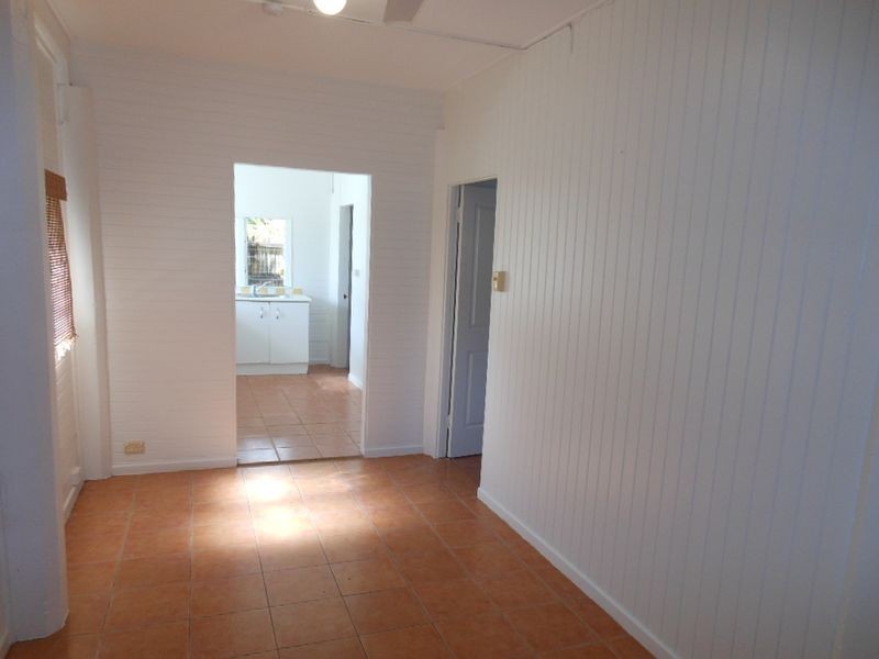 4/5 Mitchell Street, Machans Beach QLD 4878