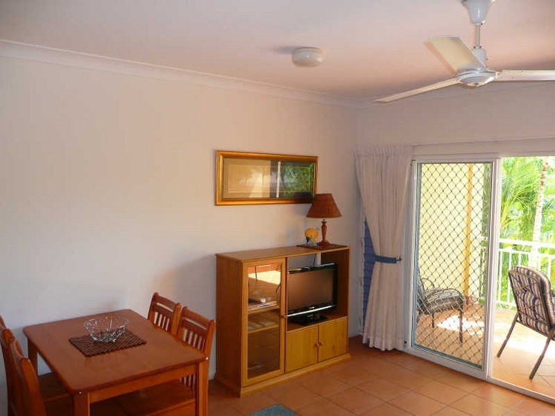 6/61-63 Sims Esplanade, Yorkeys Knob QLD 4878