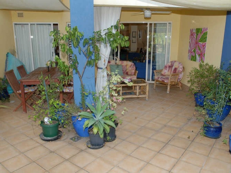 8/275 The Esplanade, Cairns North QLD 4870