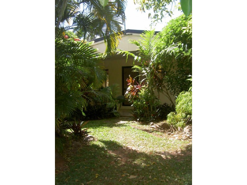 31 Amethyst Street, Bayview Heights QLD 4868