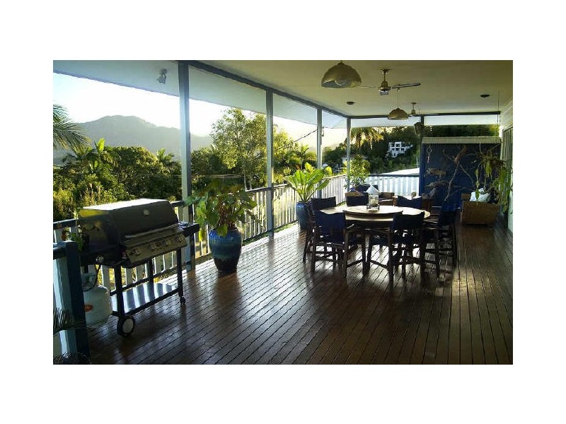 12 Stuart Street, Edge Hill QLD 4870