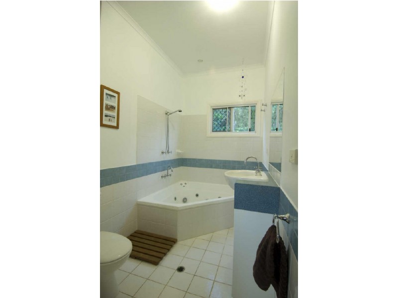 12 Stuart Street, Edge Hill QLD 4870