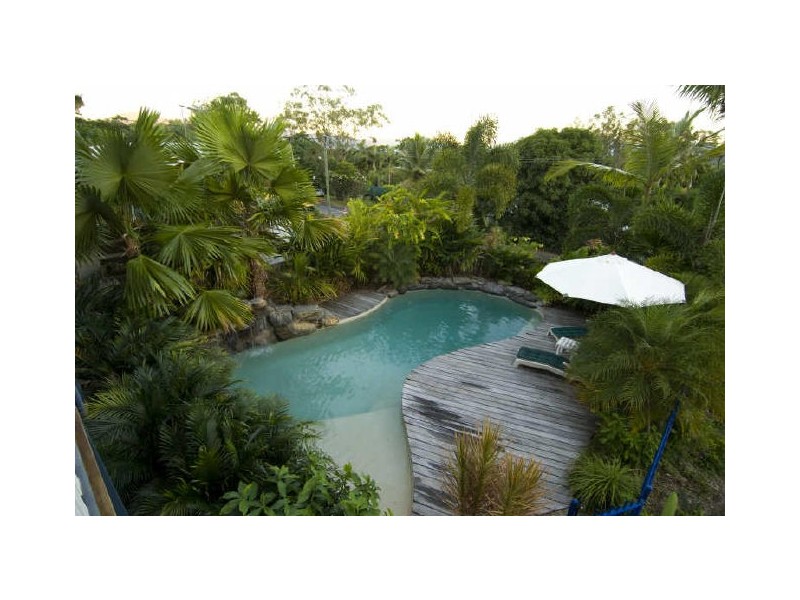 12 Stuart Street, Edge Hill QLD 4870