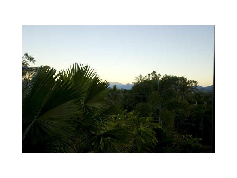 12 Stuart Street, Edge Hill QLD 4870