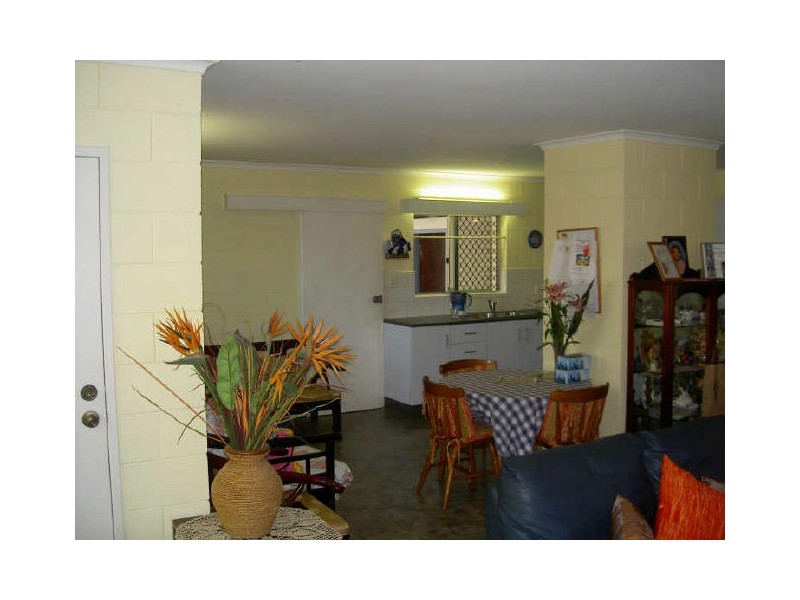 70 Macilwraith Street, Manoora QLD 4870