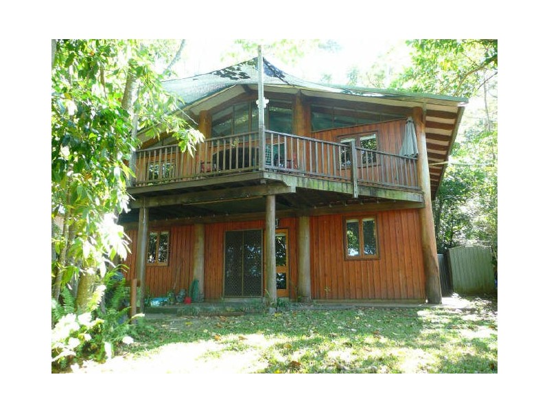 7 Thornton Court, White Rock QLD 4868