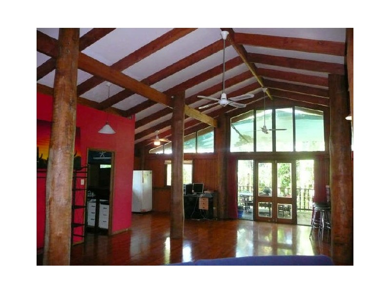 7 Thornton Court, White Rock QLD 4868
