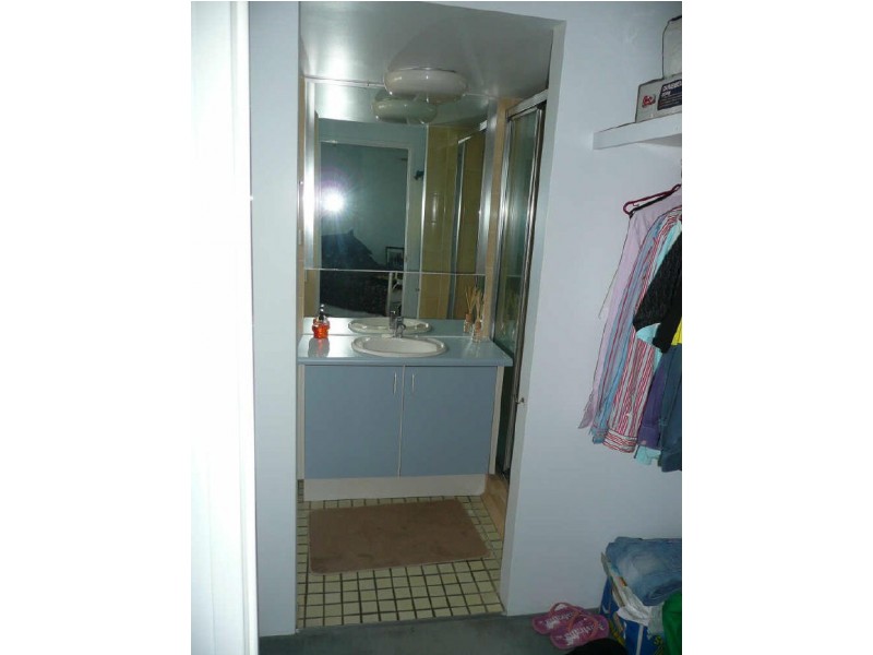 18/107 The Esplanade, Cairns QLD 4870