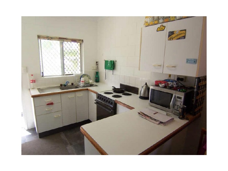 8/2 Mayers Street, Manunda, Cairns QLD 4870