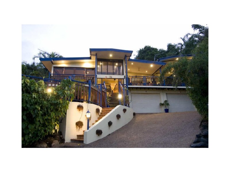 116 Hillview Crescent, Whitfield QLD 4870