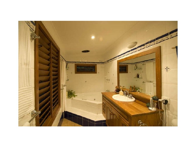 116 Hillview Crescent, Whitfield QLD 4870