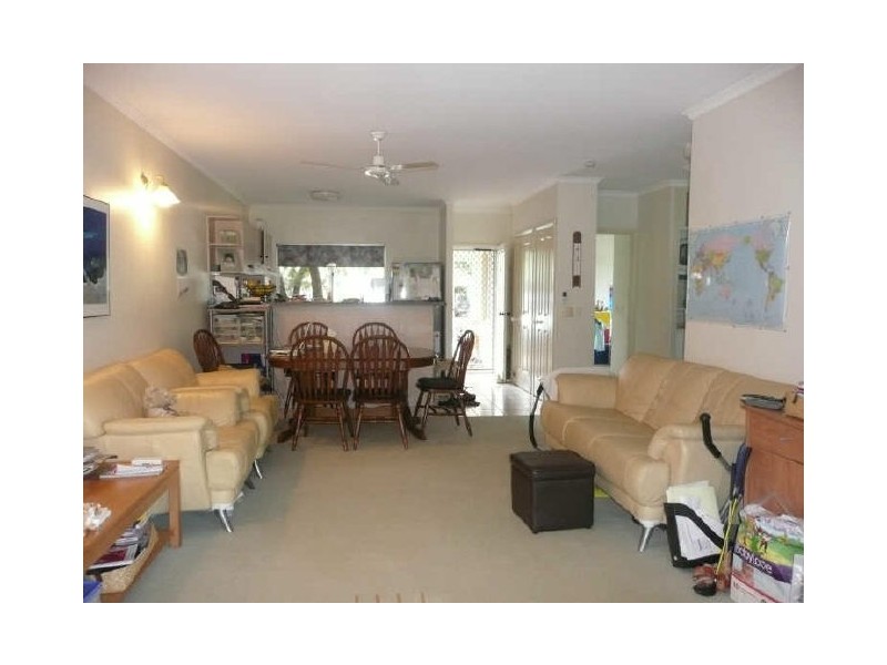 15/1 McGregor Street, Mooroobool QLD 4870