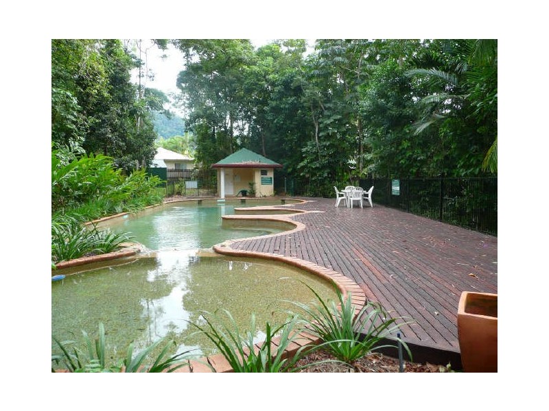 15/1 McGregor Street, Mooroobool QLD 4870