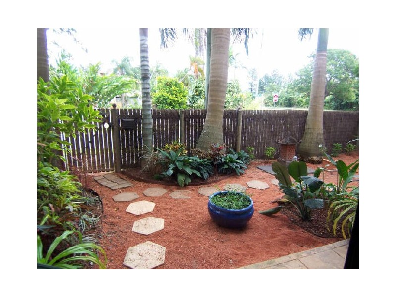 1/179 Kamerunga Road, Freshwater QLD 4870