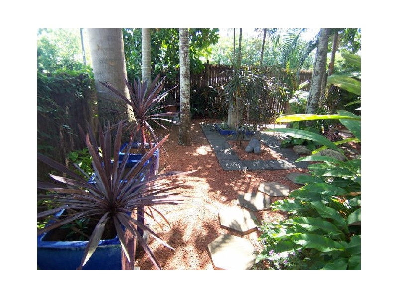 1/179 Kamerunga Road, Freshwater QLD 4870